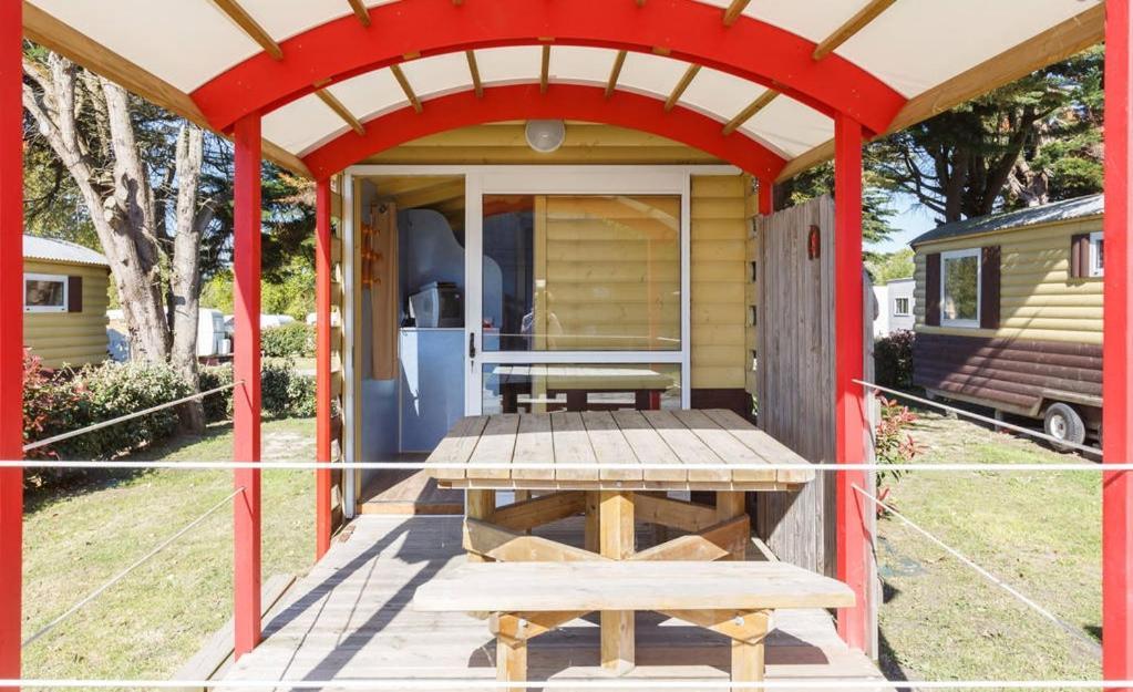 Camping Insolite Le Haut Village Saint-Michel-Chef-Chef Luaran gambar