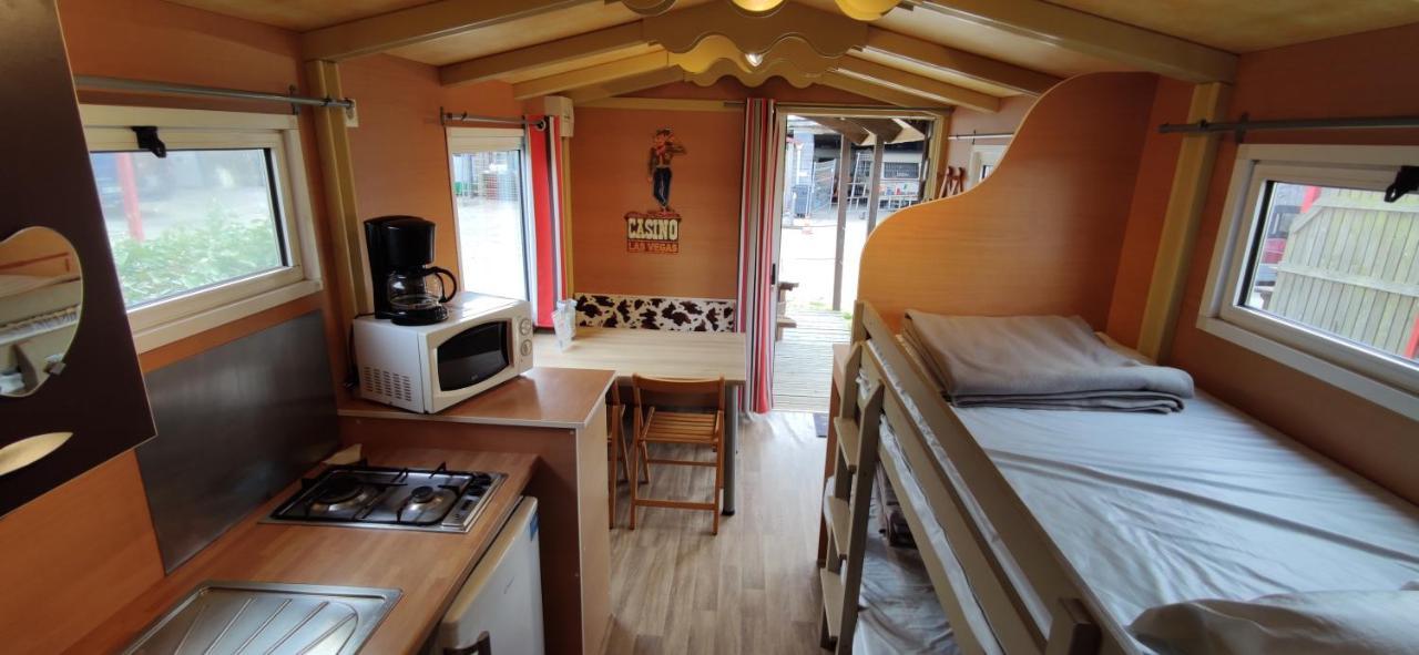 Camping Insolite Le Haut Village Saint-Michel-Chef-Chef Luaran gambar