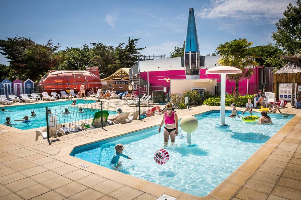 Camping Insolite Le Haut Village Saint-Michel-Chef-Chef Luaran gambar