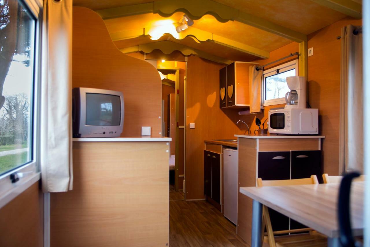 Camping Insolite Le Haut Village Saint-Michel-Chef-Chef Luaran gambar