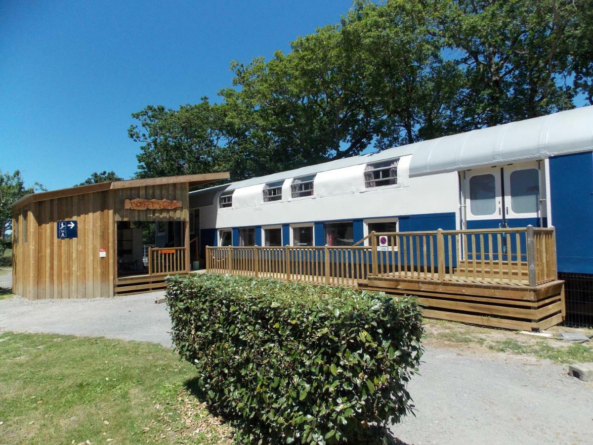 Camping Insolite Le Haut Village Saint-Michel-Chef-Chef Luaran gambar