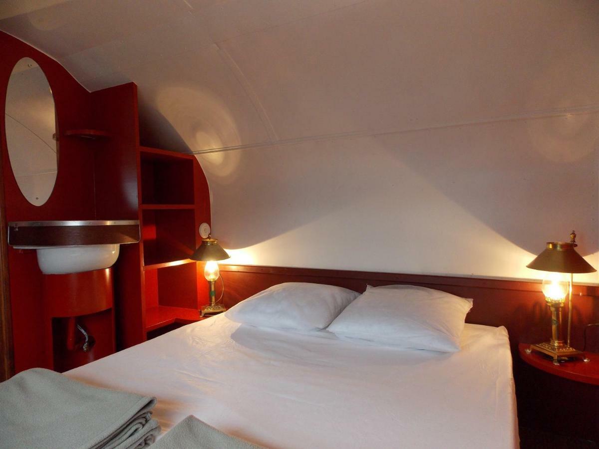 Camping Insolite Le Haut Village Saint-Michel-Chef-Chef Luaran gambar