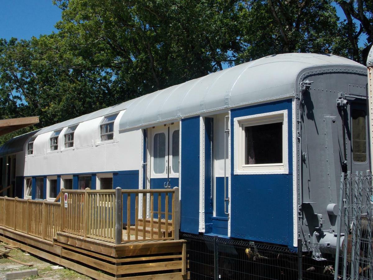 Camping Insolite Le Haut Village Saint-Michel-Chef-Chef Luaran gambar