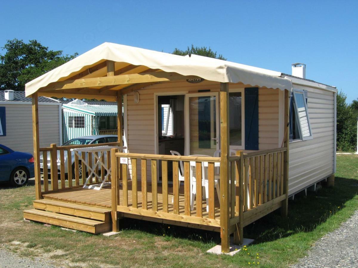 Camping Insolite Le Haut Village Saint-Michel-Chef-Chef Luaran gambar